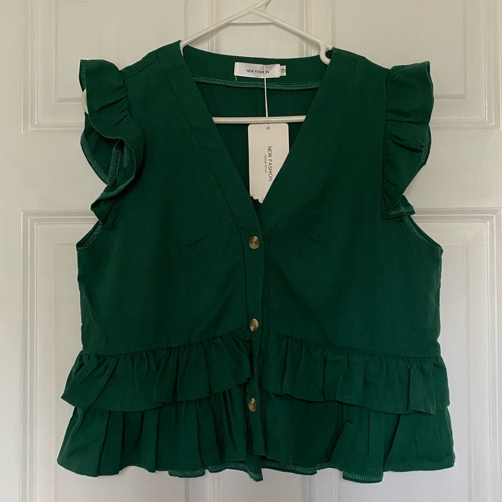 Petal & Pup ruffle green blouse